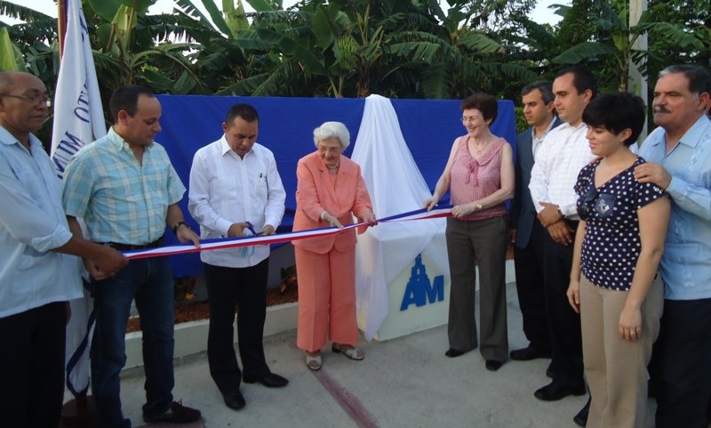 Inauguración Paseo Presidente Don Antonio Guzmán
